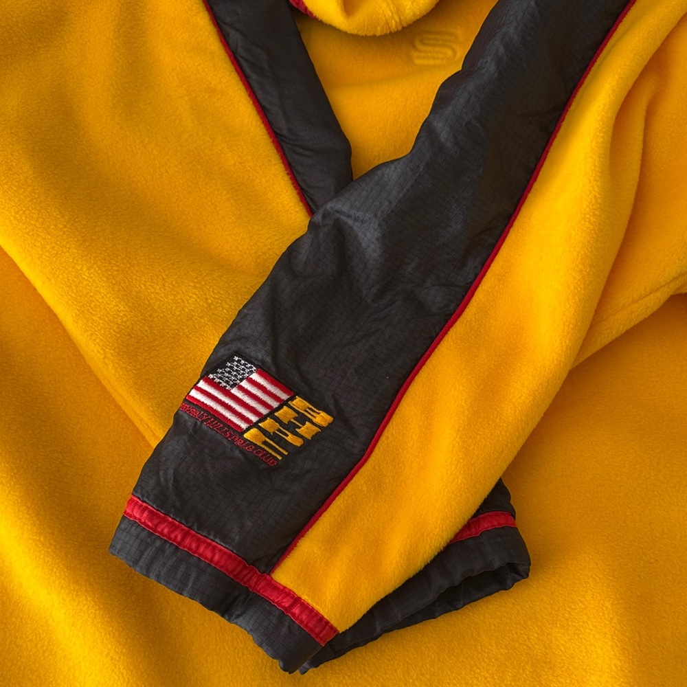 Beverly Hills Polo Club Yellow and Black Hoodie Sweater - Picture 6 of 6